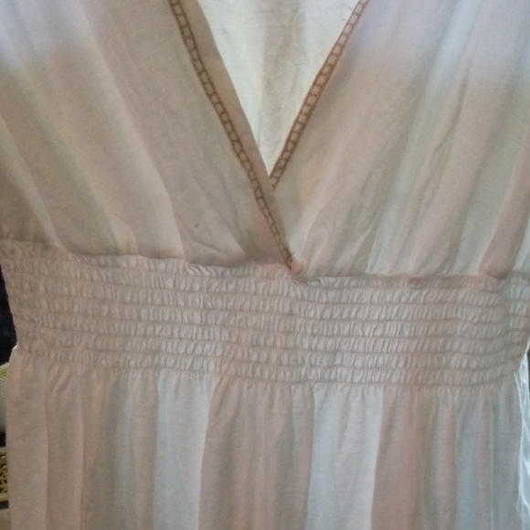 BCBG max top - Picture 5 of 5